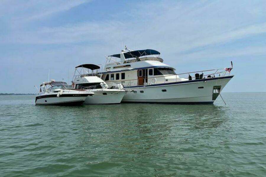1986 Lowland 64 Pilot House Long Range Motor Yacht