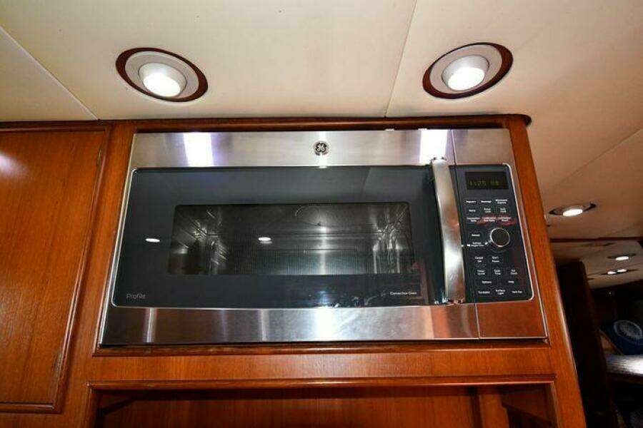 1986 Lowland 64 Pilot House Long Range Motor Yacht