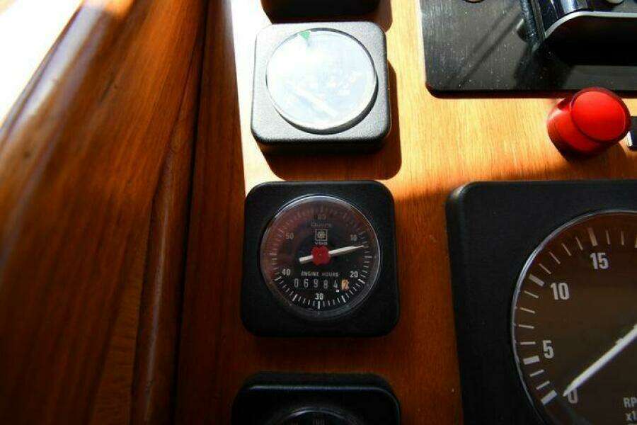 1986 Lowland 64 Pilot House Long Range Motor Yacht