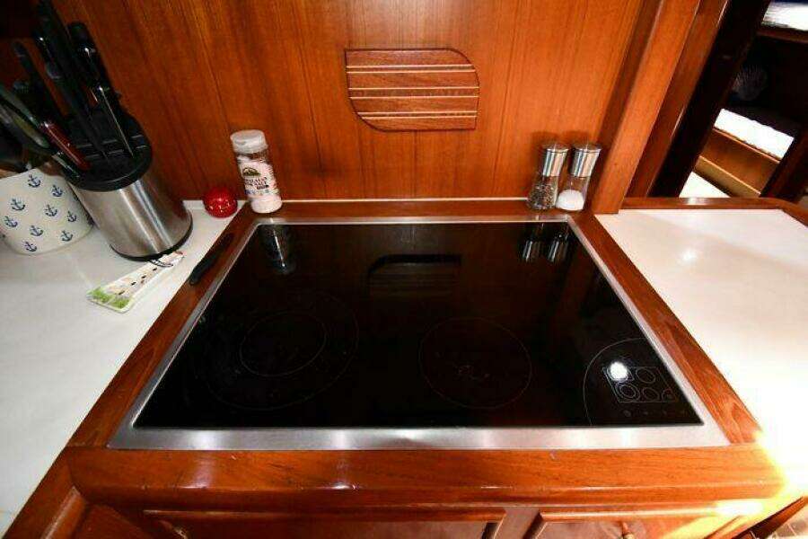 1986 Lowland 64 Pilot House Long Range Motor Yacht