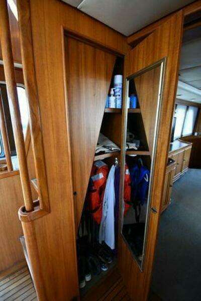 1986 Lowland 64 Pilot House Long Range Motor Yacht