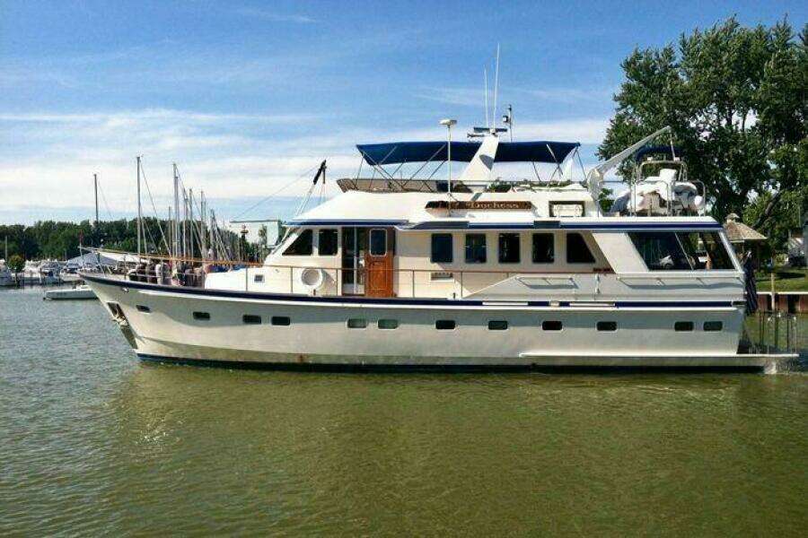 1986 Lowland 64 Pilot House Long Range Motor Yacht