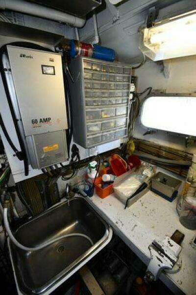 1986 Lowland 64 Pilot House Long Range Motor Yacht