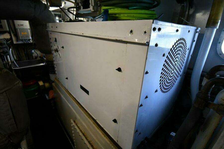 1986 Lowland 64 Pilot House Long Range Motor Yacht