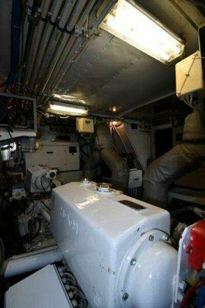 1986 Lowland 64 Pilot House Long Range Motor Yacht