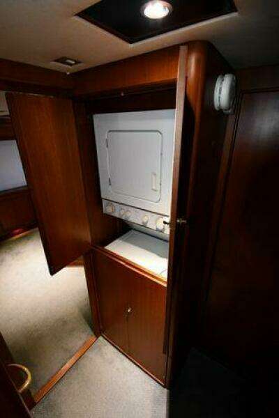 1986 Lowland 64 Pilot House Long Range Motor Yacht