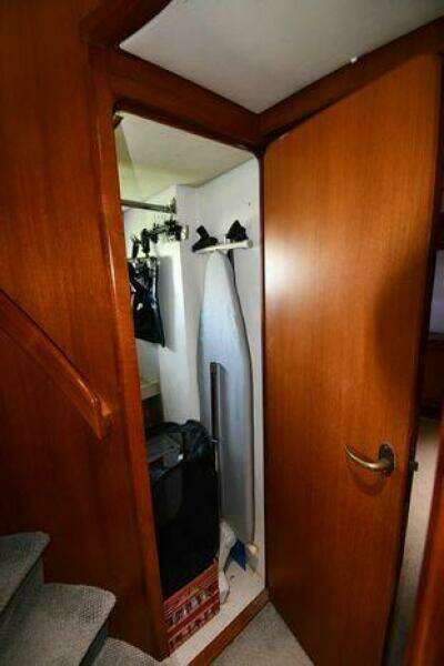 1986 Lowland 64 Pilot House Long Range Motor Yacht