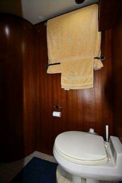 1986 Lowland 64 Pilot House Long Range Motor Yacht