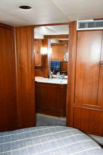 1986 Lowland 64 Pilot House Long Range Motor Yacht