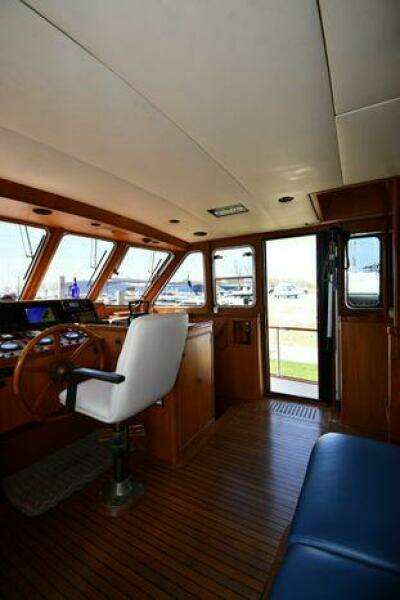 1986 Lowland 64 Pilot House Long Range Motor Yacht