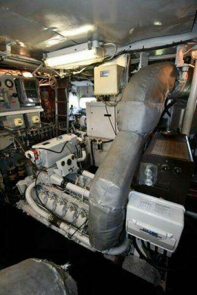 1986 Lowland 64 Pilot House Long Range Motor Yacht