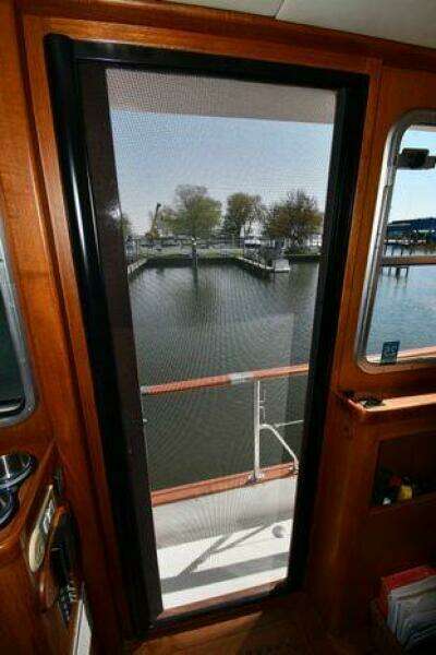 1986 Lowland 64 Pilot House Long Range Motor Yacht