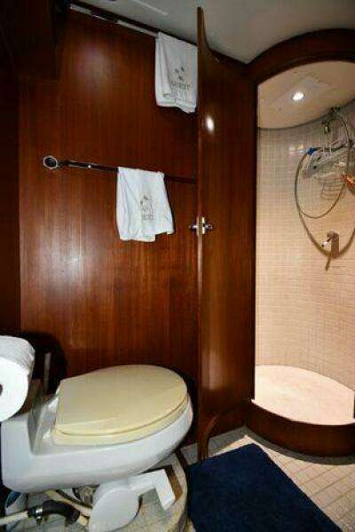 1986 Lowland 64 Pilot House Long Range Motor Yacht