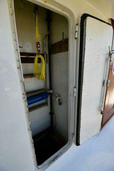 1986 Lowland 64 Pilot House Long Range Motor Yacht