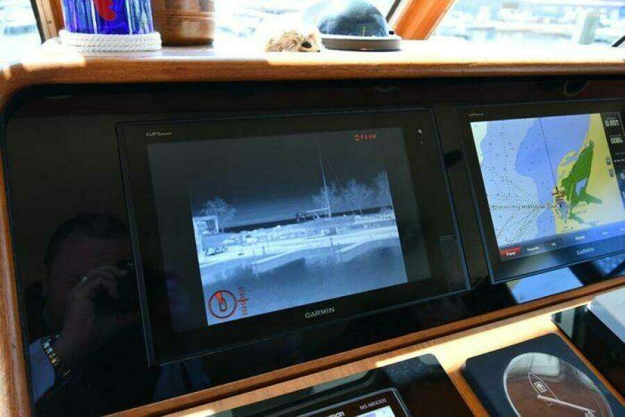 1986 Lowland 64 Pilot House Long Range Motor Yacht