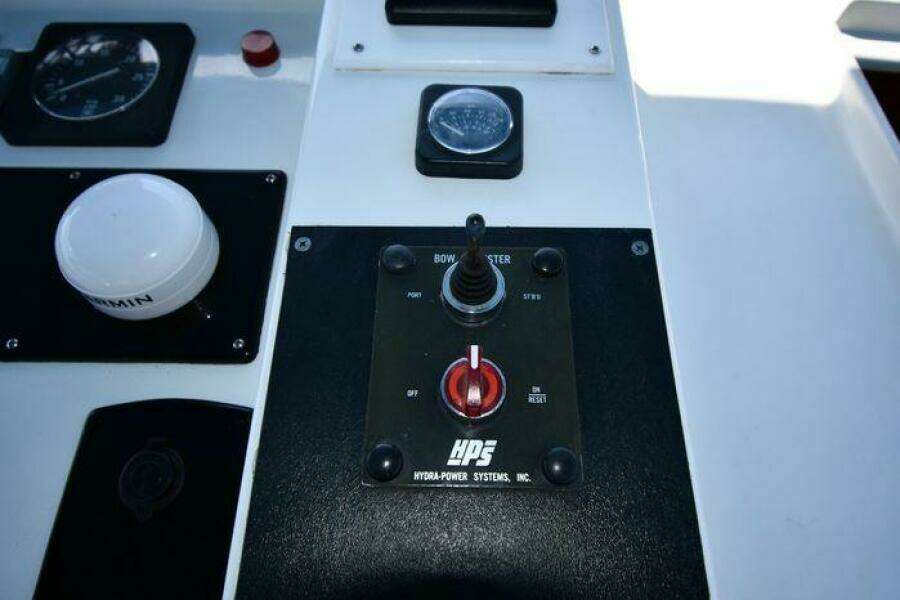 1986 Lowland 64 Pilot House Long Range Motor Yacht