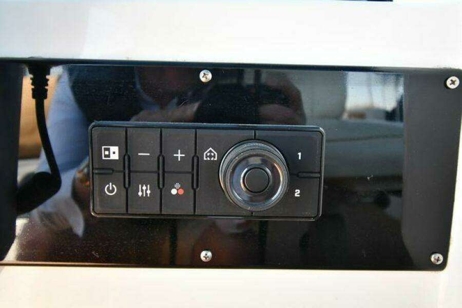 1986 Lowland 64 Pilot House Long Range Motor Yacht