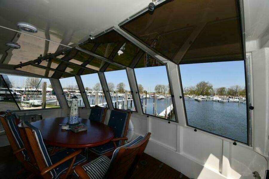 1986 Lowland 64 Pilot House Long Range Motor Yacht