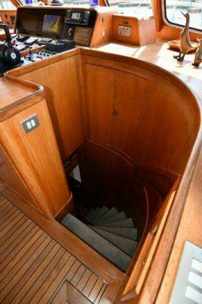 1986 Lowland 64 Pilot House Long Range Motor Yacht