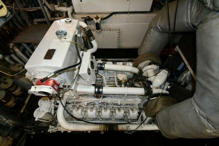 1986 Lowland 64 Pilot House Long Range Motor Yacht