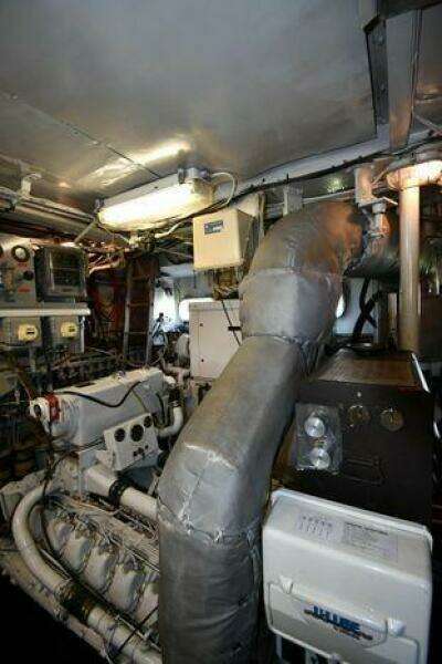 1986 Lowland 64 Pilot House Long Range Motor Yacht