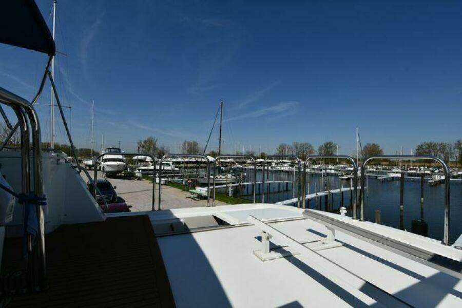 1986 Lowland 64 Pilot House Long Range Motor Yacht