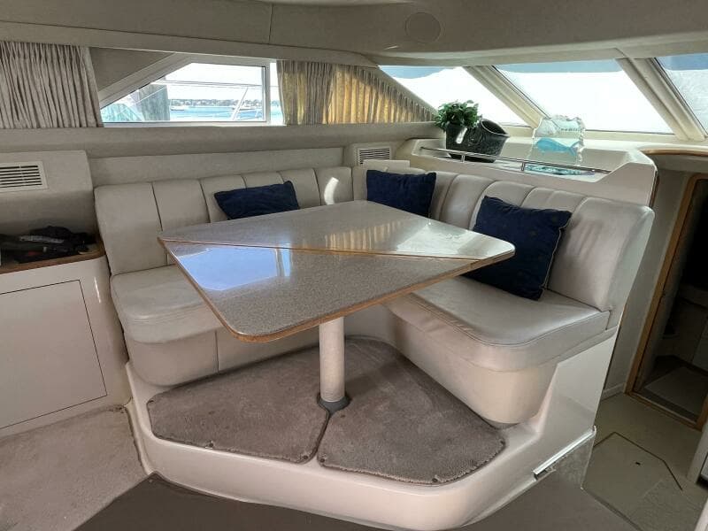 1997 Sea Ray 420 Aft Cabin