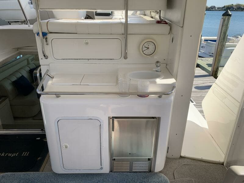 1997 Sea Ray 420 Aft Cabin
