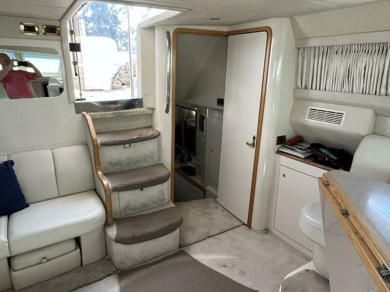 1997 Sea Ray 420 Aft Cabin
