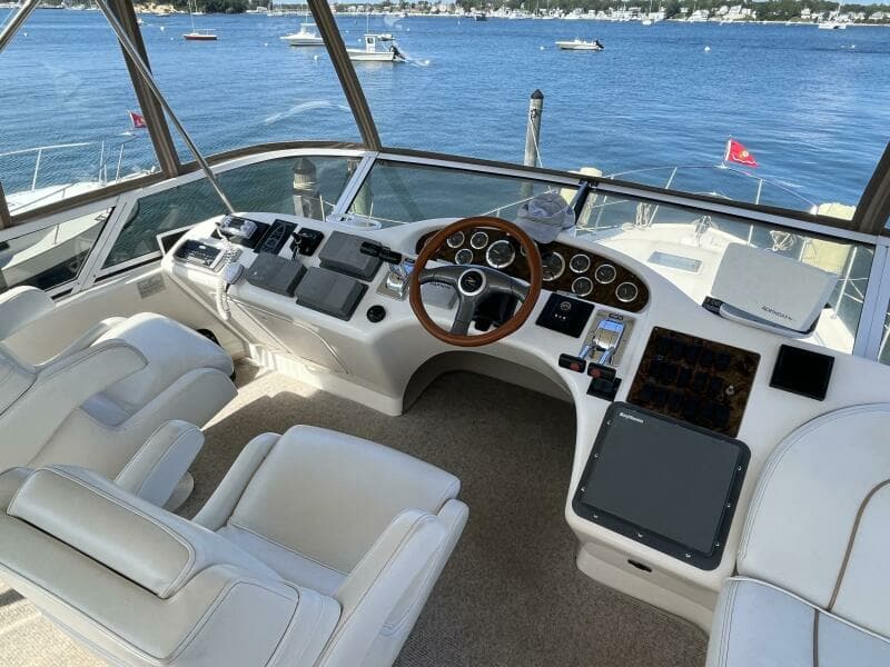 1997 Sea Ray 420 Aft Cabin