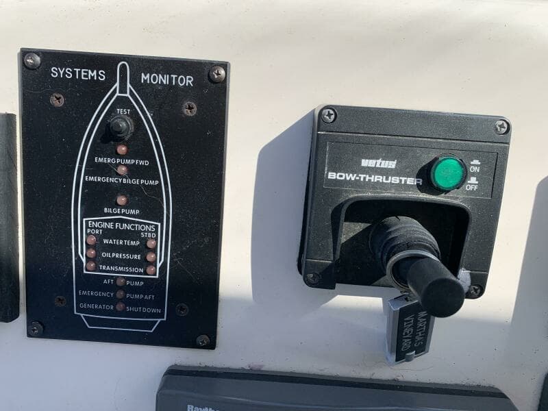 1997 Sea Ray 420 Aft Cabin