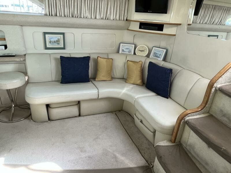 1997 Sea Ray 420 Aft Cabin