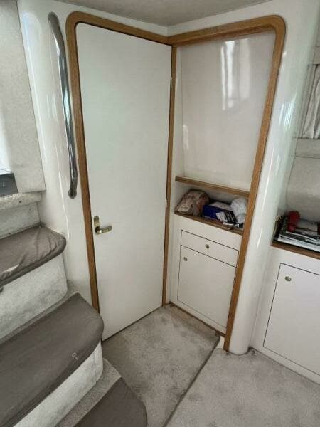 1997 Sea Ray 420 Aft Cabin