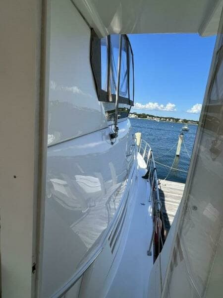 1997 Sea Ray 420 Aft Cabin