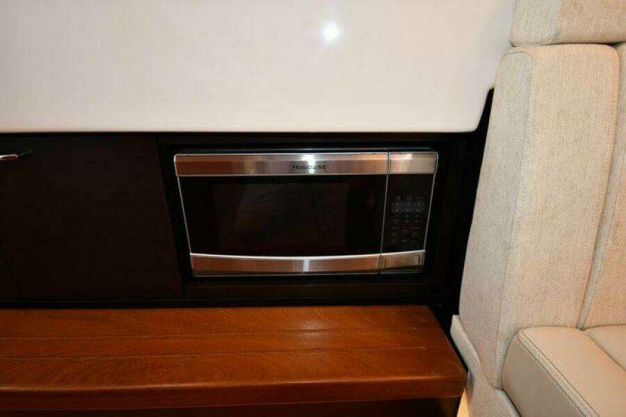 2019 Pursuit S 408 Sport