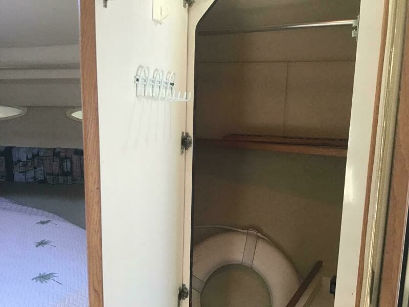 1997 Sea Ray 370 Express