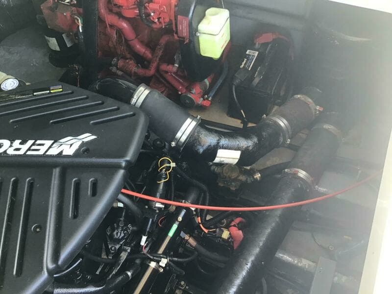 1997 Sea Ray 370 Express