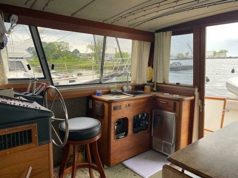 1985 Bayliner 3870 Motoryacht