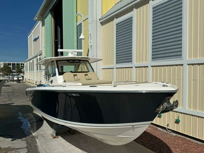 2017 Pursuit S 408 Sport