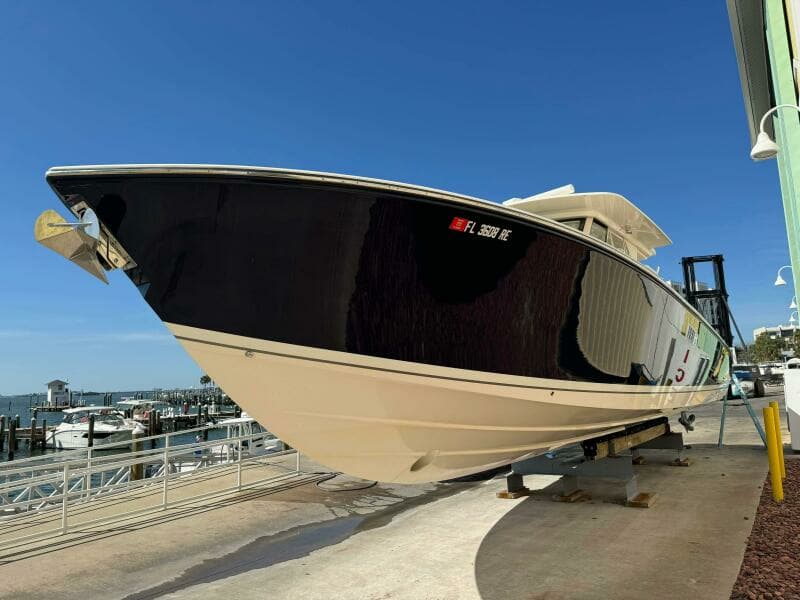 2017 Pursuit S 408 Sport