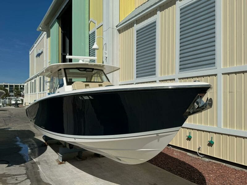 2017 Pursuit S 408 Sport