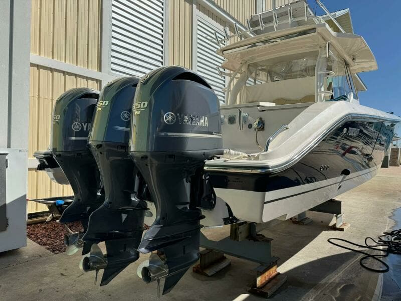 2017 Pursuit S 408 Sport