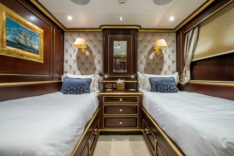 2009 Horizon Model Tri-Deck