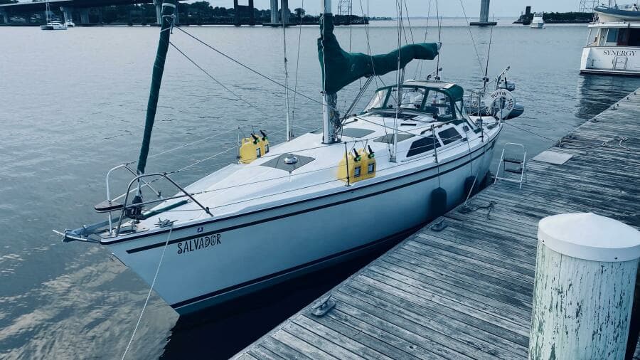 3EE82EA1 FE1B 4B81 8E73 CB42D4FEC509