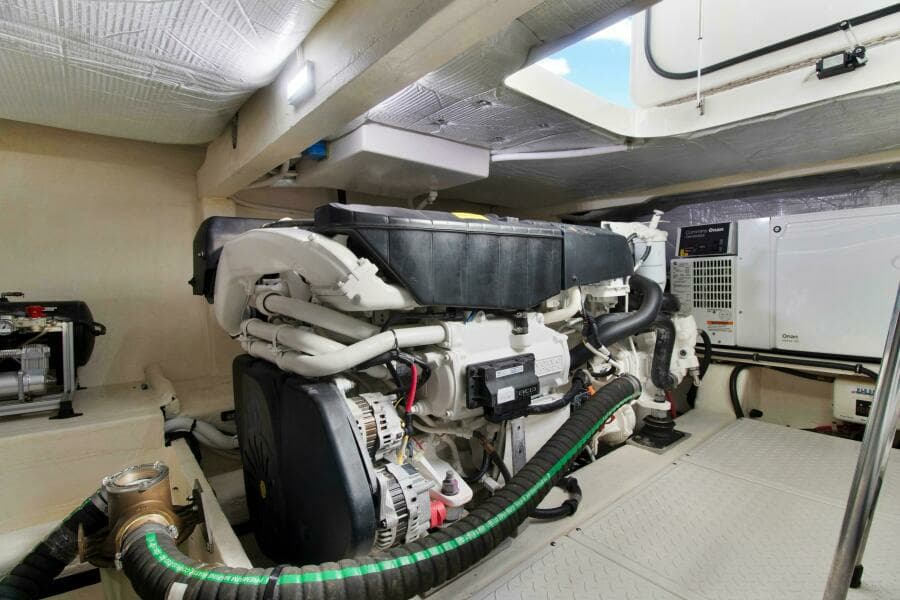 2019 Tiara Yachts 53 Coupe