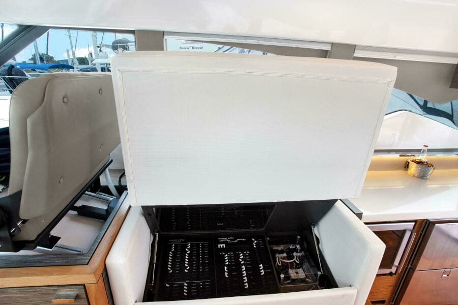 2019 Tiara Yachts 53 Coupe