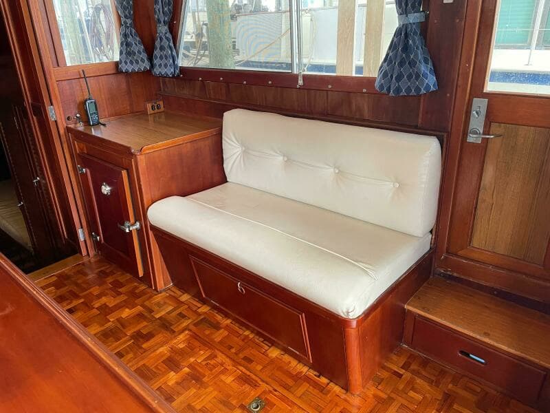 1990 Grand Banks 42 Classic