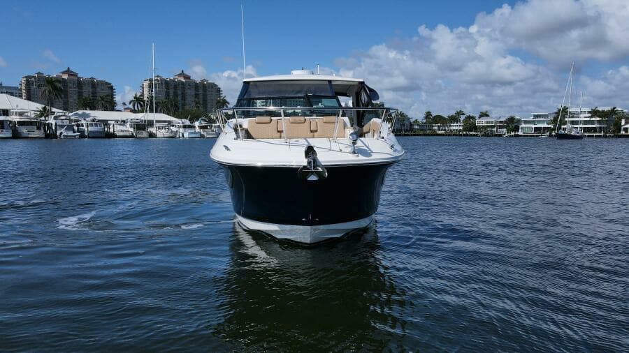 2021 Sea Ray 320 Sundancer