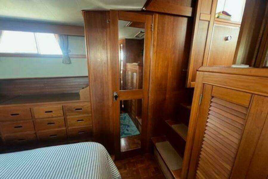 1987 Grand Banks 42 Classic Trawler (Hull #1002)