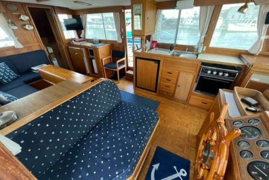 1987 Grand Banks 42 Classic Trawler (Hull #1002)